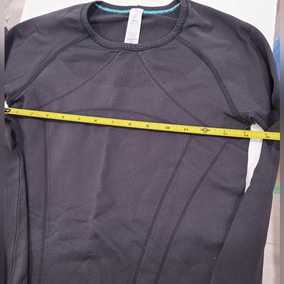 Ivivva Long Sleeve - Picture 3 of 5